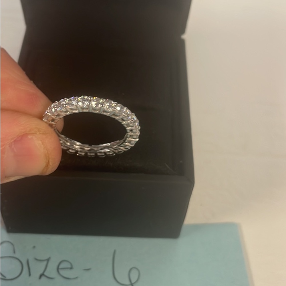 Ring - Picture 2 of 3